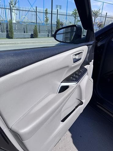 Продажа авто: Toyota Camry: 2016 г., 2.5 л, Автомат, Бензин, Седан — 7