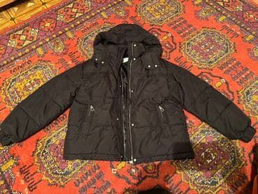 срочно продаю в связи с переездом: Пуховик, Короткая модель, С капюшоном, 2XL — 1