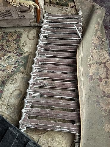 Радиаторы, батареи: Продаю чугунные батареи
Сняты с частного дома после ремонта — 3