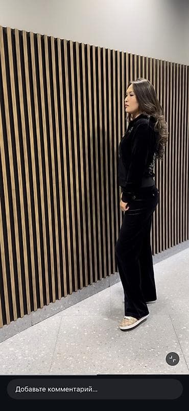 nike tech: Велюровый спортивный костюм женский, черный. - Комплект: худи на — 1