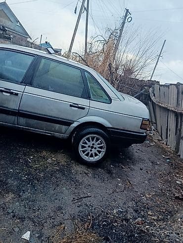 x5 2018: Volkswagen Passat: 1989 г., 1.8 л, Механика, Бензин, Универсал — 4