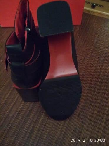 Айымдардын бут кийими: Ботинки (женские) новые .размер -37-38. Цвет чёрныйс красным — 3