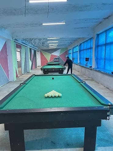 бильардный клуб: Бильярдный зал с русским бильярдом - Несколько полноразмерных столов — 2