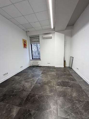 аренда места для бизнеса: Аренда офисов, 30 м², В жилом комплексе, 1 линия — 7