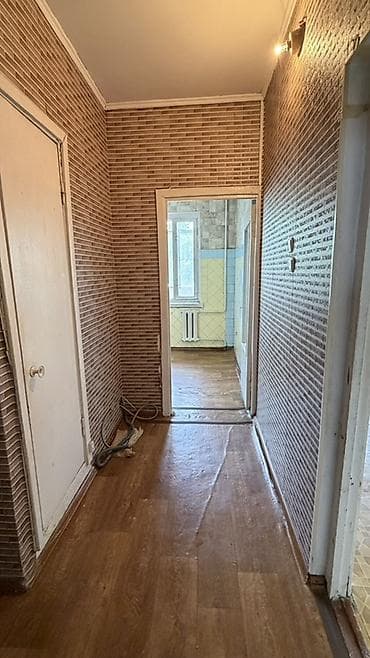 Недвижимость: 1 комната, 35 м², 106 серия, 3 этаж, Требуется ремонт — 4