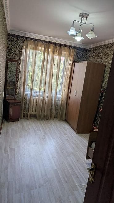 3: 3 комнаты, 4 мкр Собственник, Без подселения, от 1 месяца, от 1 года, С мебелью полностью — 6