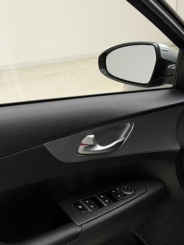 мото сикл: Kia K3: 2022 г., 1.6 л, Типтроник, Бензин, Седан — 5