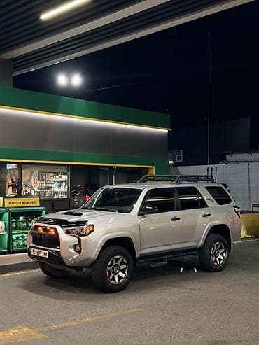 1: Toyota 4Runner: 2020 г., 4 л, Автомат, Газ, Внедорожник — 1