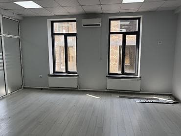 rent: Аренда офисов, 35 м², В бизнес центре, С отдельным входом — 5