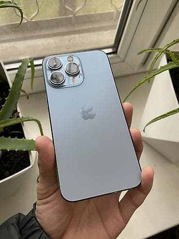 iphone 11 red: IPhone 13 Pro, Sierra Blue — 2