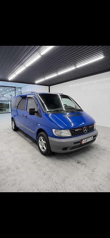 Mercedes-Benz Vito: 2003 г., 2.2 л, Механика, Дизель, Минивэн