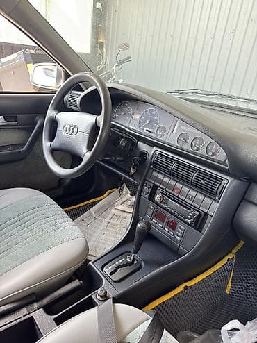 sl 55: Audi A6: 1995 г., 2.6 л, Автомат, Бензин, Седан — 10
