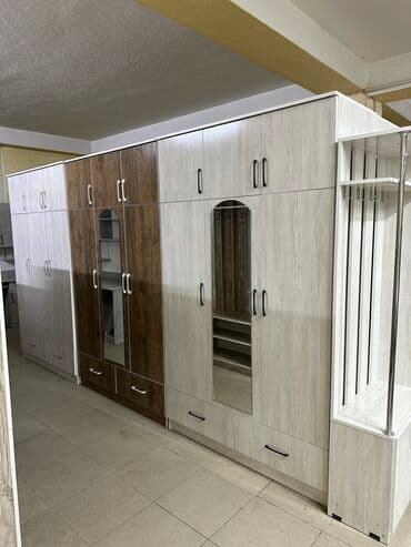 Продаю шкаф шифонер шифоньер at lalafo.kg Продаю шкаф шифонер шифоньер