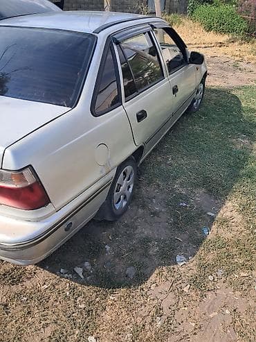 Daewoo Nexia: 2005 г., Седан — 7