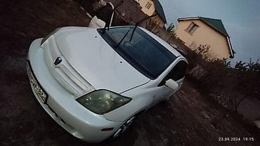 vitz platz: Toyota Ist: 2002 г., 1.3 л, Автомат, Бензин, Хэтчбэк — 1
