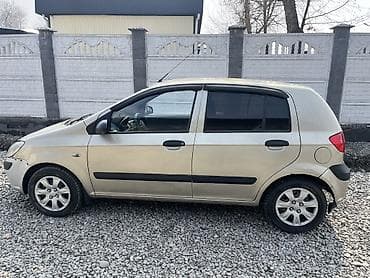 бублик машина: Hyundai Getz: 2010 г., 1.6 л, Механика, Бензин, Хэтчбэк — 3
