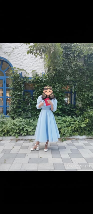 Вечернее платье, Пышное, Длинная модель, Шифон, С рукавами, S at lalafo.kg Вечернее платье, Пышное, Длинная модель, Шифон, С рукавами, S