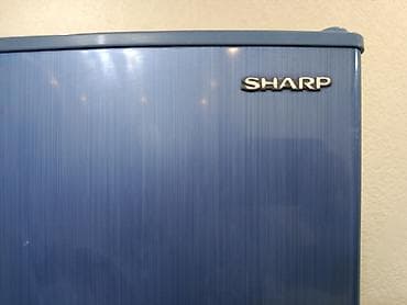 hitachi холодильник: Холодильник Sharp, Б/у, Двухкамерный, No frost, 60 * 160 * 60 — 4