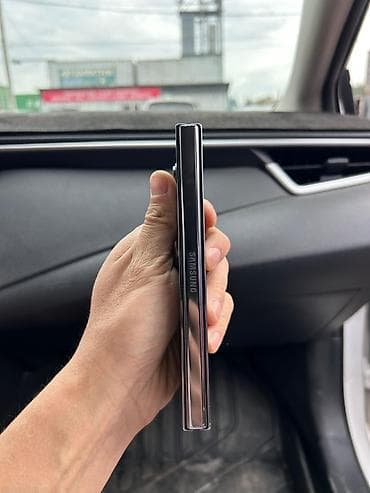 tab s5e: Samsung Galaxy Z Fold 7, 512 ГБ, цвет - Черный, eSIM, 2 SIM — 4