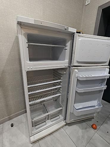 холодильник индесит: Холодильник Indesit в хорошем состоянии Б/У. Продаём в связи с — 1