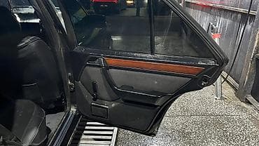 bmw e31: Mercedes-Benz W124: 1994 г., 2.2 л, Механика, Седан — 7