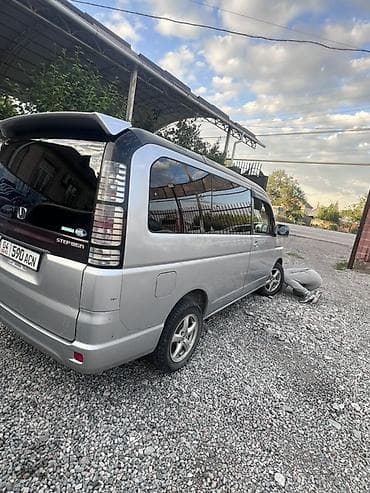 степ ваган: Honda Stepwgn: 2002 г., Минивэн — 3