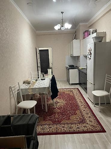 Недвижимость: 1 комната, 7 мкр Собственник, Без животных, С мебелью — 5
