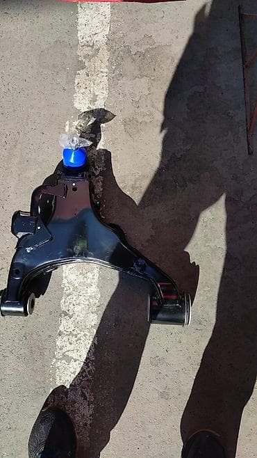 lx: Комплект рычагов Toyota 2008 г., Новый, Аналог, Япония — 2