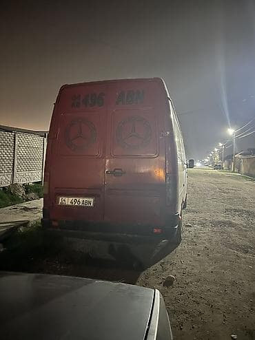 srv 2: Грузовые перевозки на микроавтобусе Услуги: - Переезды: квартира — 4