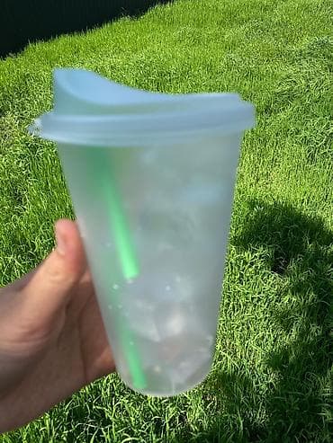 мороженое стакан: Кубики льда кристальной прозрачности - Форма: классические кубики — 3