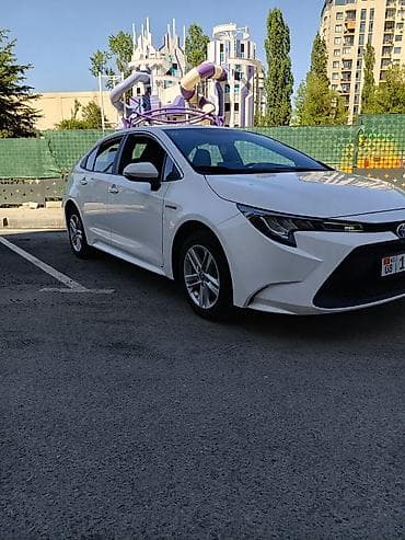 corolla e120: Toyota Corolla: 2021 г., 1.8 л, Вариатор, Гибрид, Седан — 3
