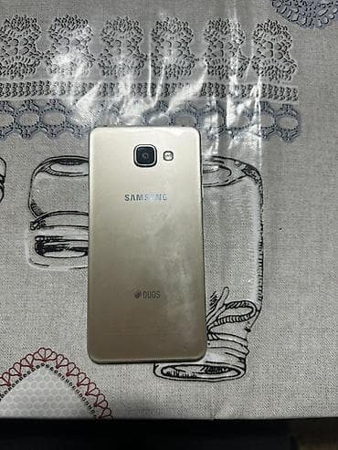 fifa 16: Samsung Galaxy A5, Б/у, 16 ГБ, цвет - Золотой, 2 SIM — 2