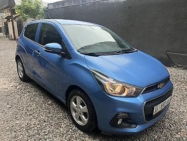 машы: Chevrolet Spark: 2017 г., 1 л, Робот, Бензин, Хэтчбэк — 2
