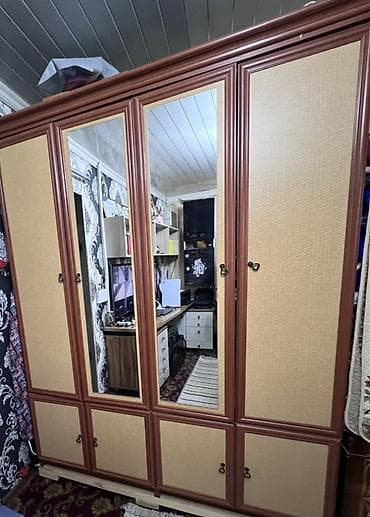 зеркало ванную: Шкаф-гардероб и комод в одном стиле - Материал: ЛДСП с фасадами под — 2