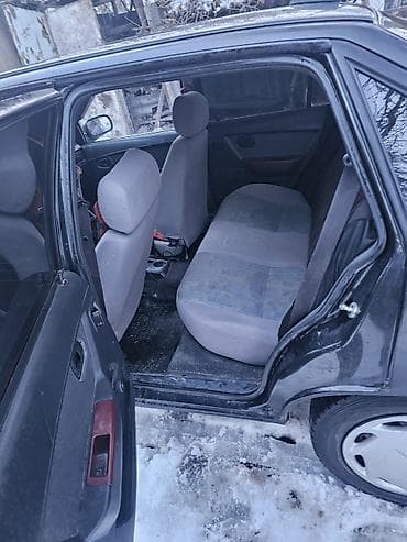 kia rey: Daewoo Nexia: 2011 г., Седан — 10