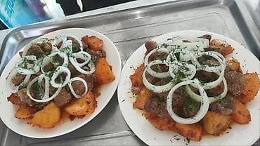 сдается столовой: Продается столовая Беш Бармак на авторынке Азамат. Или меняю на авто — 8