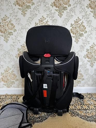 Детские электрокары: Автокресло, цвет - Черный, Б/у — 2