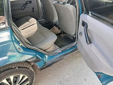 Транспорт: Volkswagen Passat Variant: 1990 г., 1.8 л, Кол менен иштөөчү, Бензин, Универсал — 6