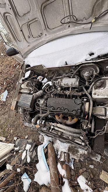 продам аварийное авто: Honda Civic: 1999 г., Седан — 5