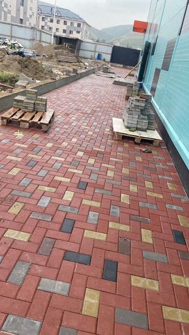 кладка пескоблока: Брусчатка кирпич, Для парка, Мраморная, Прессованная, Новый, Гарантия, Укладка, Бесплатный выезд — 6