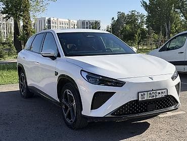 продаю очень срочно: Neta l гибрид 1.5 запас хода 220 км на гибриде 1200 км. На зеленной — 2