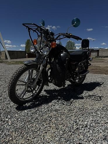 дуг: Мотоцикл дорожный 200 cc - Двигатель: одноцилиндровый бензиновый — 3