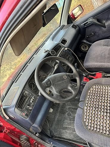 гетс капот: Volkswagen Golf: 1992 г., Механика, Бензин, Хэтчбэк — 6