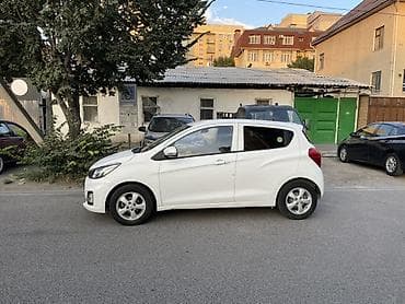 wuling mini ev: Chevrolet Spark: 2020 г., 0.9 л, Автомат, Бензин, Хэтчбэк — 3