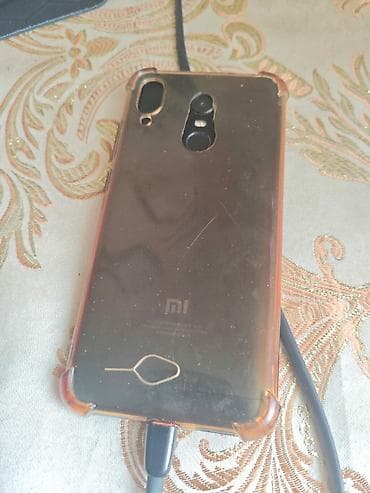 ssd 2 5: Redmi, Redmi 5 Plus, Б/у, 32 ГБ, цвет - Черный, 2 SIM — 4