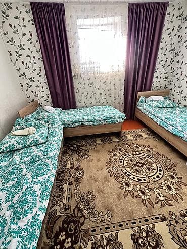 суточные гостиницы: 🏡 Уютный дом посуточно — спокойно и комфортно Г. Каракол Чистый — 1