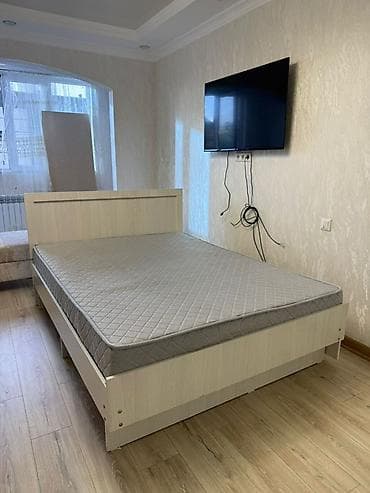 Двуспальная кровать, С матрасом, длина - 200 см