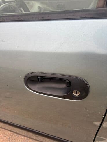 подушка тайота виш: Nissan Almera Tino: 2002 г., 1.8 л, Механика, Бензин, Универсал — 16