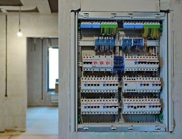 копать огород цена за сотку: Электромонтаж любой сложности. Прайс лист: прокладка кабеля; — 1