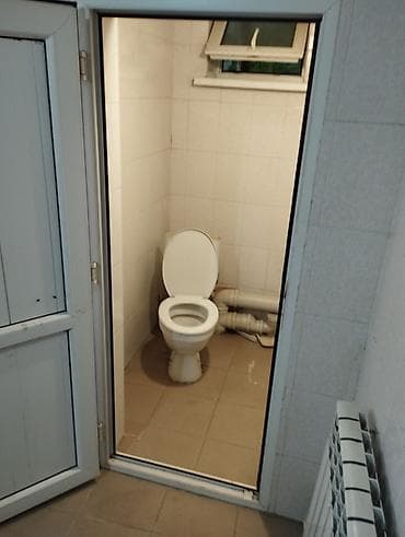 well: Сдаётся помещение с санузлом и душем. Характеристики: - Отдельный — 2